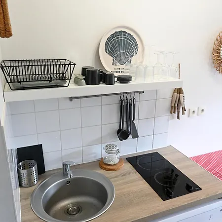 Appartement Avec Terrasse Proche à *