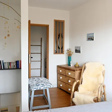 Apartment Avec Terrasse Proche A